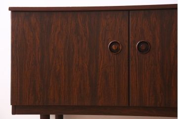 北欧家具　ビンテージ　ローズウッド材　Greaves & Thomas社製のサイドボード(サイドキャビネット)