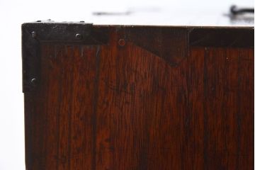 アンティーク家具　和製アンティーク　総桐材　上質な作りの小箪笥(手元箪笥、小引き出し、小物収納箱、桐箪笥、桐たんす)