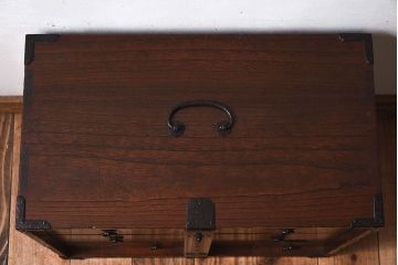 アンティーク家具　和製アンティーク　総桐材　上質な作りの小箪笥(手元箪笥、小引き出し、小物収納箱、桐箪笥、桐たんす)