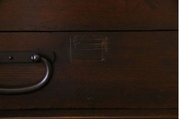 アンティーク家具　古民具・骨董　横桟引き戸　和の趣溢れる美濃帳場箪笥(収納箪笥、収納棚)