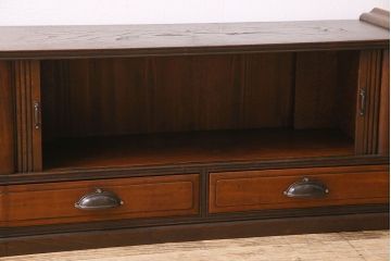 アンティーク家具　古民具・骨董　珍しいシャッター扉(蛇腹扉)式の置き床(収納棚、ローボード)