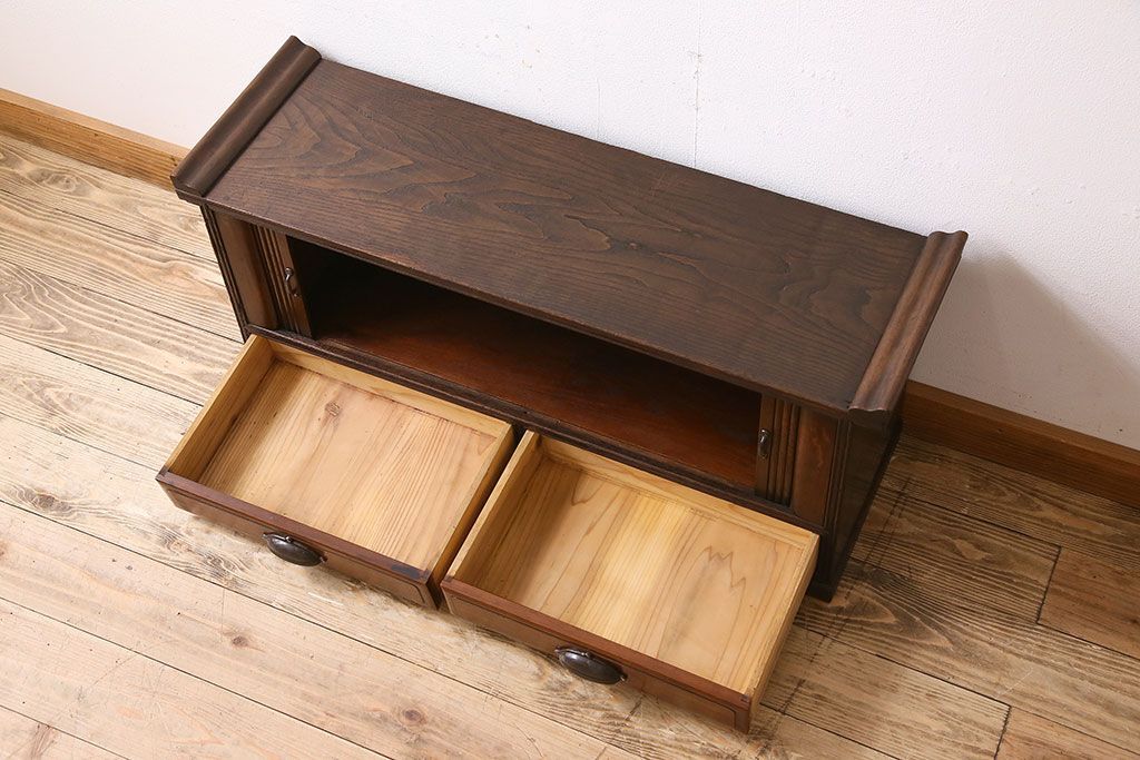 アンティーク家具　古民具・骨董　珍しいシャッター扉(蛇腹扉)式の置き床(収納棚、ローボード)