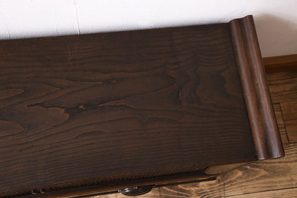 アンティーク家具　古民具・骨董　珍しいシャッター扉(蛇腹扉)式の置き床(収納棚、ローボード)