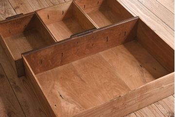 アンティーク家具　古民具・骨董　最上級品　総欅材製の越後帳場箪笥(銭戸棚、収納箪笥)