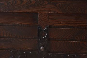 アンティーク家具　古民具・骨董　最上級品　総欅材製の越後帳場箪笥(銭戸棚、収納箪笥)