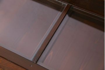 アンティーク家具　大正ロマン　珍しいデザインの大型ショーケース(ガラスケース、飾り棚、陳列棚)