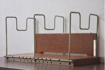 アンティーク雑貨　昭和レトロ　ナラ材　シンプルな本立て(2)