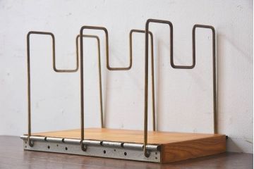 アンティーク雑貨　昭和レトロ　古い栓材製の本立て(1)