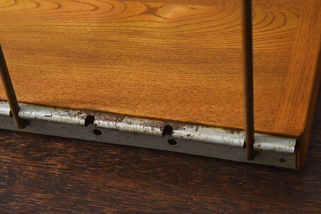 アンティーク雑貨　昭和レトロ　古い栓材製の本立て(1)