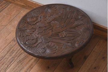 アンティーク雑貨　伝統工芸　上手物　美しい日光彫の花台(飾り台)