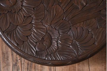 アンティーク雑貨　伝統工芸　上手物　美しい日光彫の花台(飾り台)