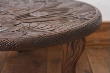 アンティーク雑貨　伝統工芸　上手物　美しい日光彫の花台(飾り台)