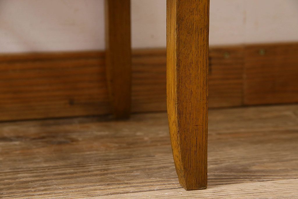 レトロ家具　昭和レトロ　古いナラ材のクッションスツール(椅子、チェア、角スツール)(1)