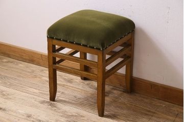 レトロ家具　昭和レトロ　古いナラ材のクッションスツール(椅子、チェア、角スツール)(2)