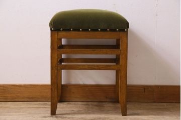 レトロ家具　昭和レトロ　古いナラ材のクッションスツール(椅子、チェア、角スツール)(2)