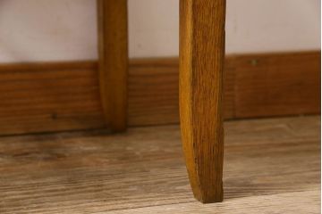 レトロ家具　昭和レトロ　古いナラ材のクッションスツール(椅子、チェア、角スツール)(2)