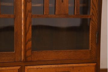 アンティーク家具　大正ロマン　象嵌入り　お洒落な扉が印象的な本箱(ブックケース、本棚、収納棚)