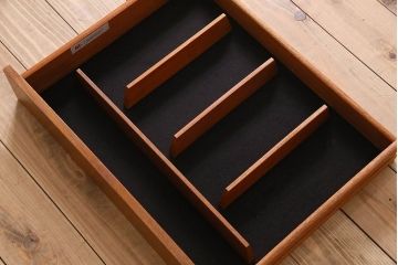 北欧家具　ビンテージ　A.H.Mackintosh(マッキントッシュ)製のサイドボード(ローボード、リビングボード)