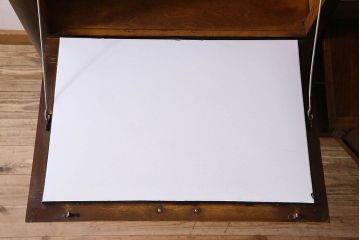 ヴィンテージ家具　イギリスビンテージ　NEATETTE社製　お洒落なペイントが施されたキッチンキャビネット(食器棚、収納棚)
