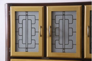 ヴィンテージ家具　イギリスビンテージ　NEATETTE社製　お洒落なペイントが施されたキッチンキャビネット(食器棚、収納棚)