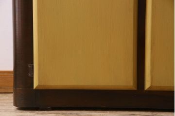 ヴィンテージ家具　イギリスビンテージ　NEATETTE社製　お洒落なペイントが施されたキッチンキャビネット(食器棚、収納棚)