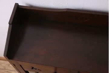 アンティーク家具　大正ロマン　美しい透かし彫りが印象的な本箱(ブックケース、本棚、収納棚)