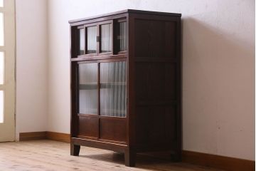 アンティーク家具　モールガラス引き戸　前面欅材　和製アンティークの収納棚(戸棚、本箱、ブックケース)