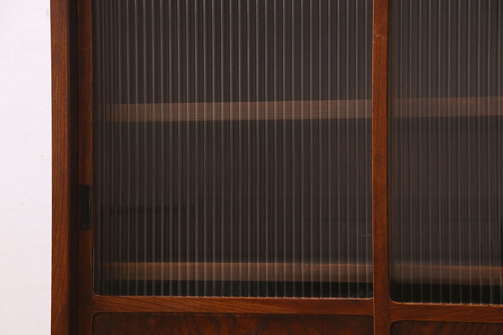 アンティーク家具　モールガラス引き戸　前面欅材　和製アンティークの収納棚(戸棚、本箱、ブックケース)