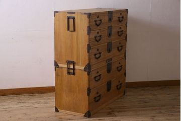 アンティーク家具　明治大正期　シンプルで上品な和製アンティーク五丁引き重ね二本松箪笥(衣装箪笥)