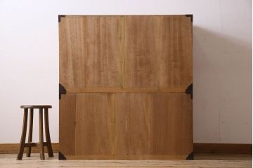 アンティーク家具　明治大正期　シンプルで上品な和製アンティーク五丁引き重ね二本松箪笥(衣装箪笥)