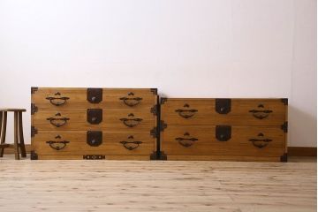 アンティーク家具　明治大正期　シンプルで上品な和製アンティーク五丁引き重ね二本松箪笥(衣装箪笥)