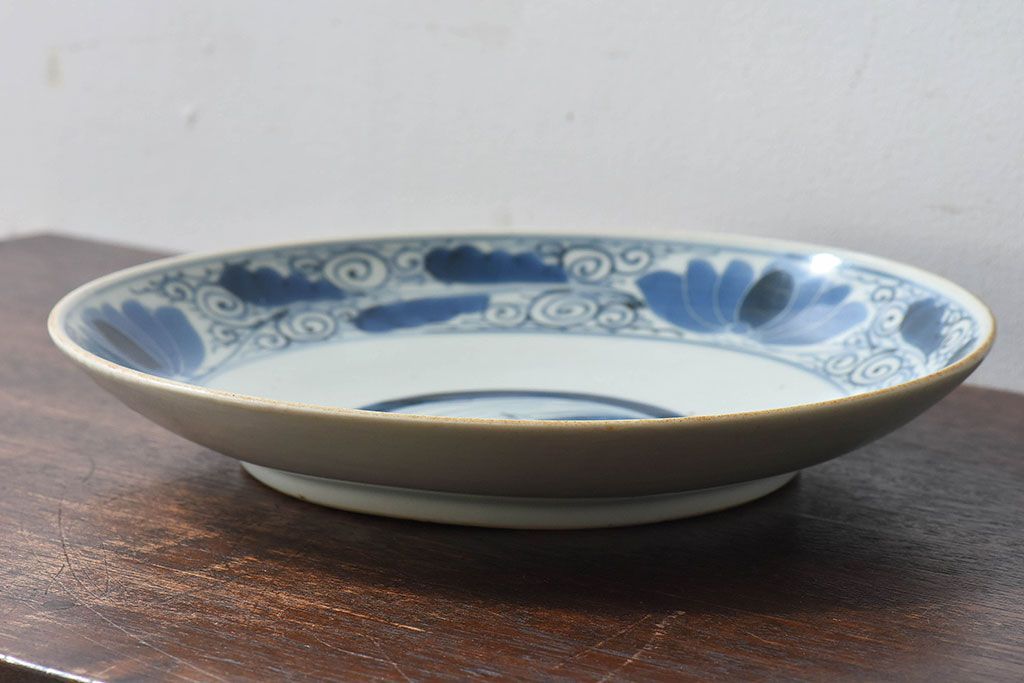 アンティーク雑貨　古民具・骨董　江戸期　染付　帆に蓮文　大皿(伊万里)