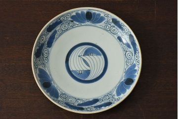アンティーク雑貨　古民具・骨董　江戸期　染付　帆に蓮文　大皿(伊万里)