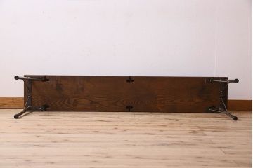 アンティーク家具　和製アンティーク　天板一枚板　古い栗材の鉄脚ベンチ(アイアンベンチ、長椅子、ローテーブル)