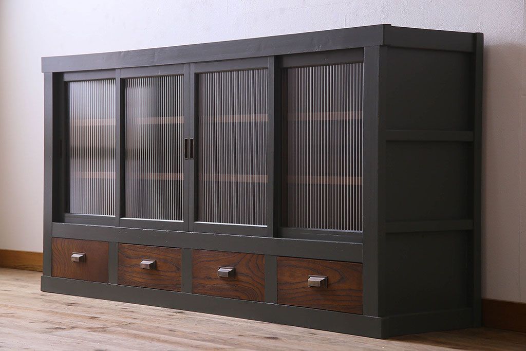 ペイント家具　引き出し付き!シックなカラーが素敵な四面引き戸の収納棚(戸棚、食器棚)