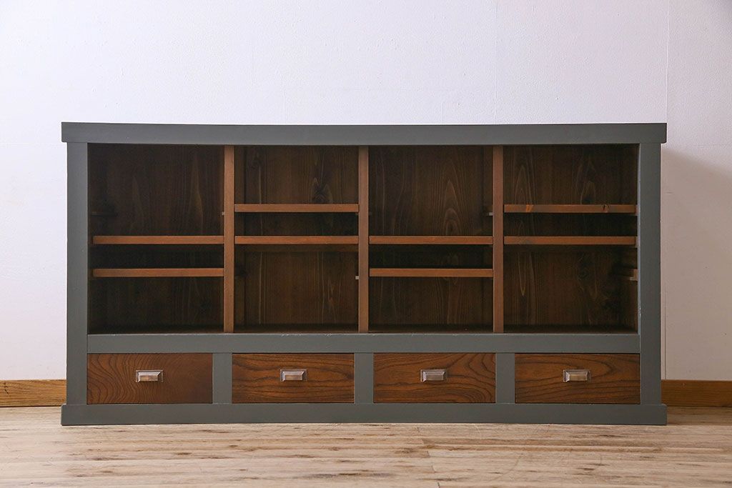 ペイント家具　引き出し付き!シックなカラーが素敵な四面引き戸の収納棚(戸棚、食器棚)