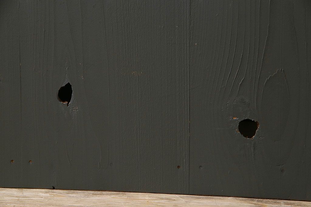 ペイント家具　引き出し付き!シックなカラーが素敵な四面引き戸の収納棚(戸棚、食器棚)