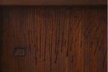 アンティーク家具　上手物　杢目の良い杉材使用　和製アンティークの茶棚(飾り棚、茶箪笥)