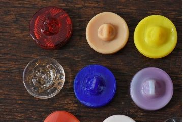 アンティーク雑貨　ビンテージ　チェコガラスボタン11個セット(2)