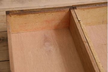 アンティーク家具　和製アンティーク　タモ材　色ガラス入り!上質なデザインのライティングビューロー(机、在宅ワーク、在宅用デスク、収納棚)