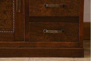 アンティーク家具　和製アンティーク　タモ材　色ガラス入り!上質なデザインのライティングビューロー(机、在宅ワーク、在宅用デスク、収納棚)