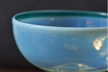 アンティーク雑貨　大正時代　青緑乳白暈し氷コップ(吹きガラス、和ガラス)(1)