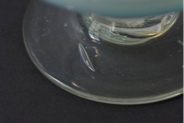 アンティーク雑貨　大正時代　青緑乳白暈し氷コップ(吹きガラス、和ガラス)(2)