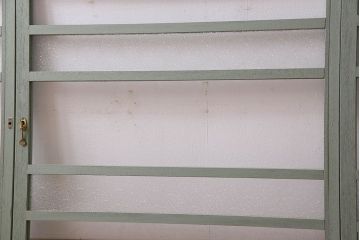 ペイント建具　可愛らしいカラーが素敵なアンティークガラス戸4枚セット(窓)