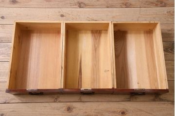 アンティーク家具　前面欅材!漆塗りが美しい時代箪笥ローボード(収納棚、戸棚)