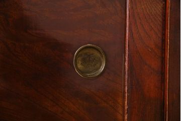 アンティーク家具　前面欅材!漆塗りが美しい時代箪笥ローボード(収納棚、戸棚)