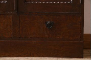 アンティーク家具　大正ロマン　結霜ガラス入り!上品なデザインのアンティーク本箱(ブックケース、収納棚、戸棚)