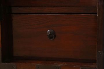 アンティーク家具　前面栗材　漆塗り!桜丸金具の時代箪笥ローボード(米沢箪笥、衣装箪笥、引き出し、テレビ台)(1)