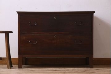 アンティーク家具　和製アンティーク　前面ケヤキ材!美しい漆塗りの時代箪笥ローボード(引き出し、テレビ台)