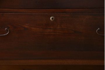 アンティーク家具　和製アンティーク　前面ケヤキ材!美しい漆塗りの時代箪笥ローボード(引き出し、テレビ台)